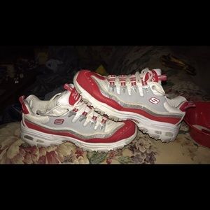 Sketchers D’Lites size 11